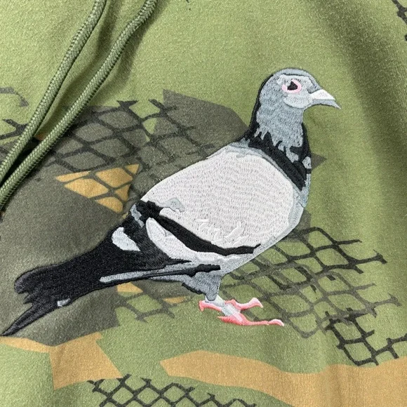 Staple Hooded Sweatshirt Men’s Size XS Green Camouflage - Picture 3 of 9